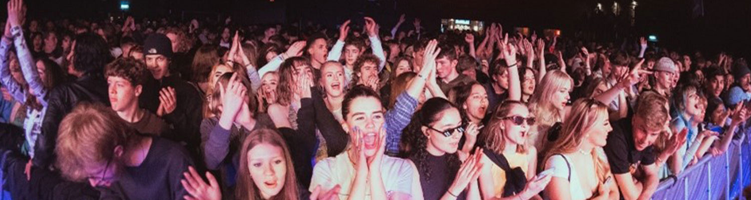 Thousands turned up at The Leadmill to sing and dance the evening away.
